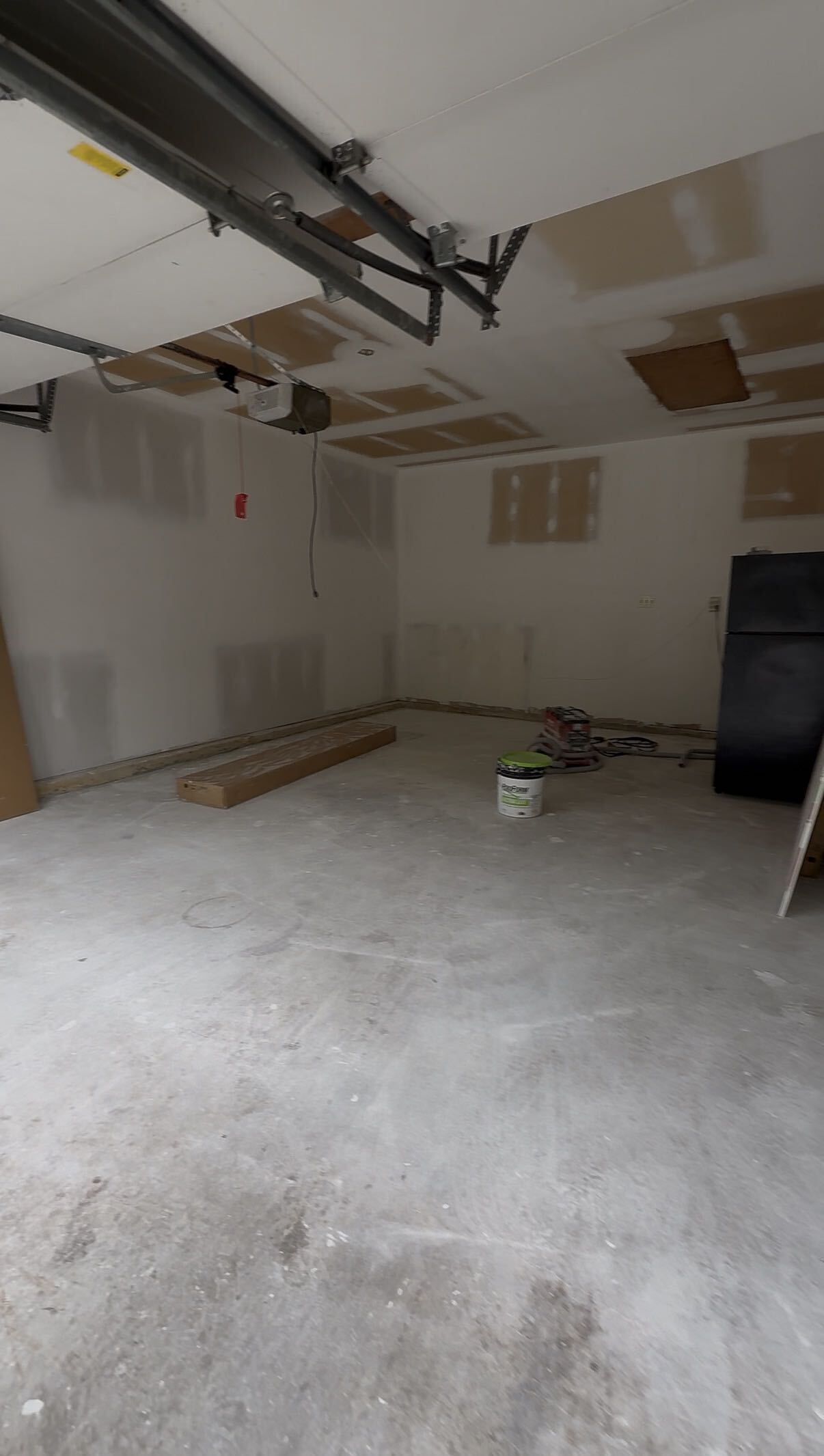 Garage walls hung, taped, and finished ready for paint